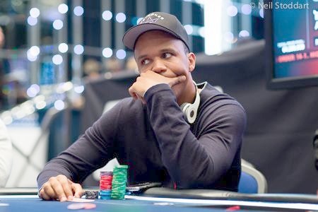 phil_ivey_ept9mon_d1b